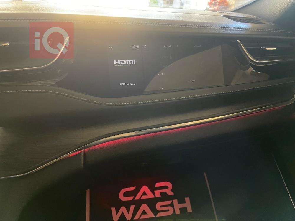 جیپ گراند شیرۆکی